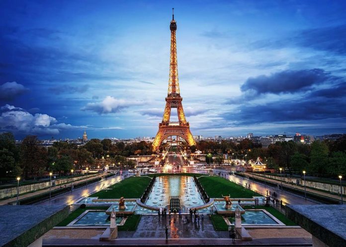 Did You Know Paris’s Eiffel Tower has more than 5 billion lights!