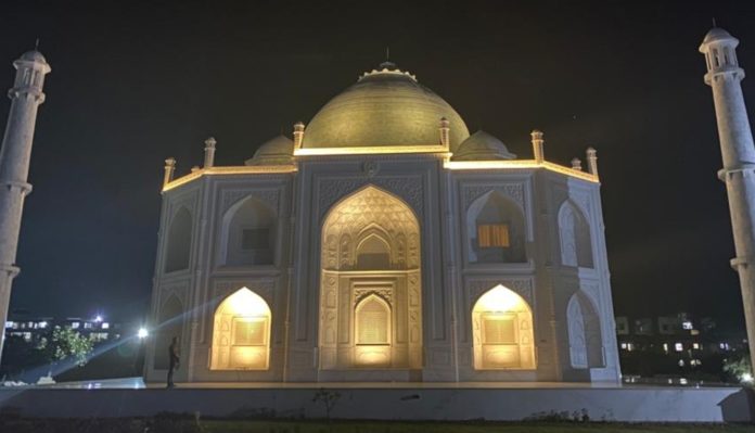 A Man From Madhya Pradesh Built Taj Mahal For Wife, See Pics Here